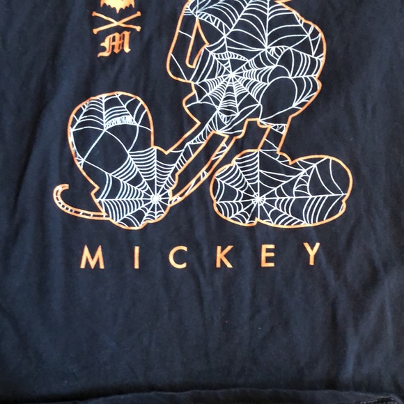 Like new Mickey Mouse Halloween top size XL - Picture 3 of 6